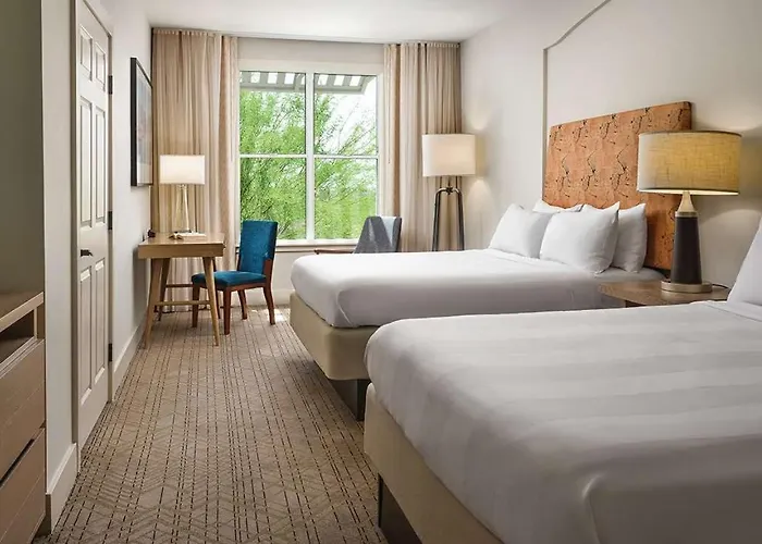 Canyon Two-bedroom * Phoenix